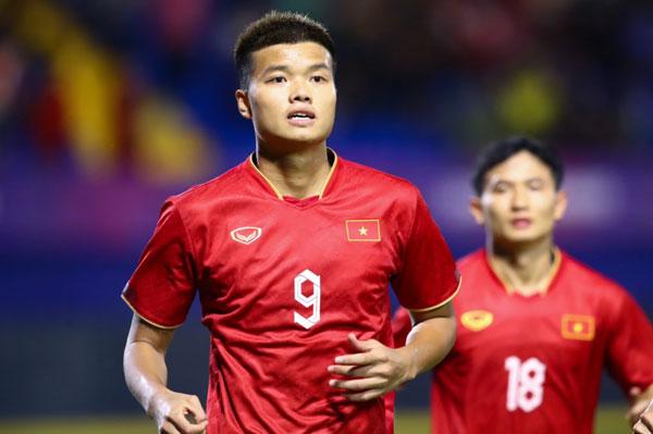 tiền lót tay tại V.League và các giải bóng đá Việt Nam leo thang chóng mặt